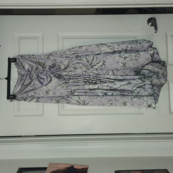 Ayia skirt set - Picture 5 of 10